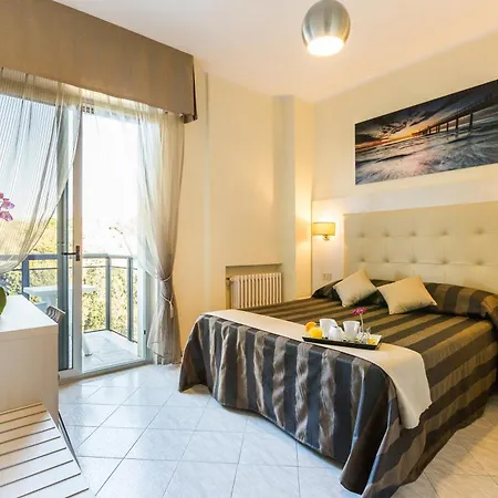 King 3* Marina di Pietrasanta