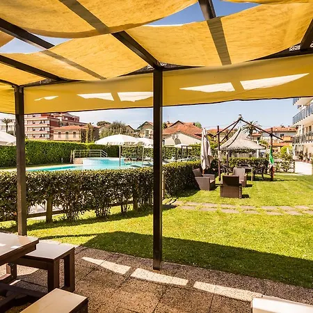 King Ξενοδοχείο