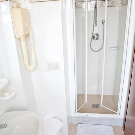 Ξενοδοχείο King