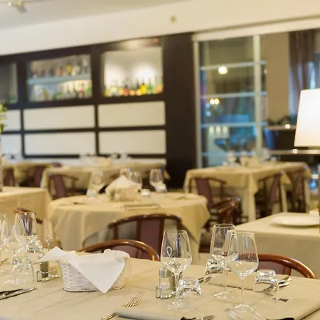 Ξενοδοχείο King