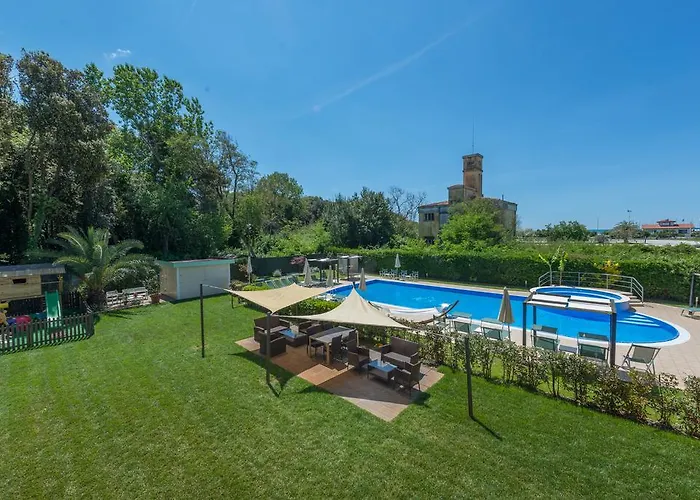 King Marina di Pietrasanta